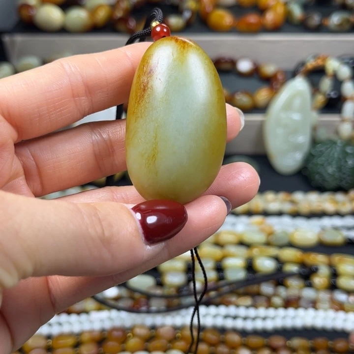 和田玉未镶嵌手串