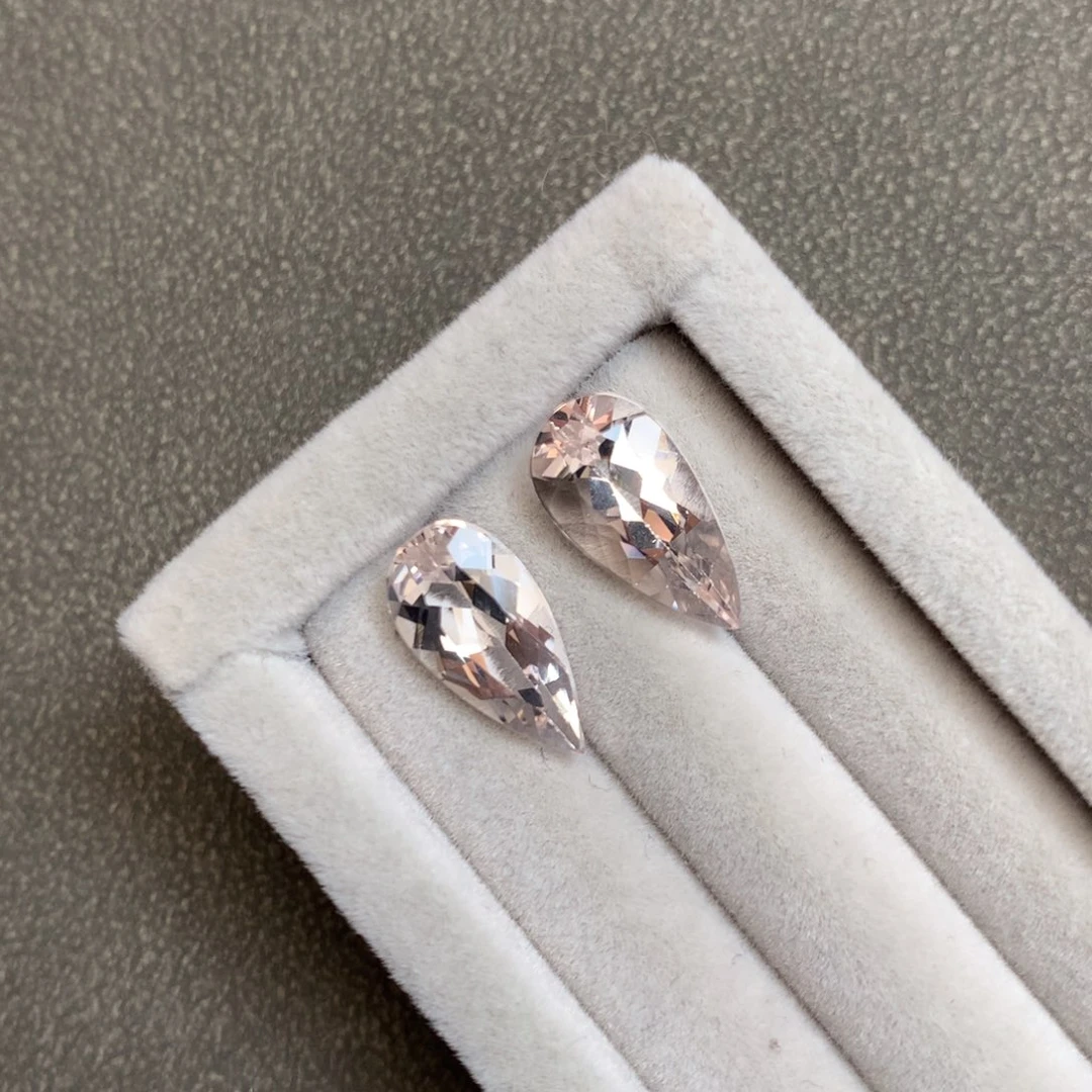 绿柱石(摩根石)裸石未镶嵌浅粉色摩根石裸石4.92ct2粒