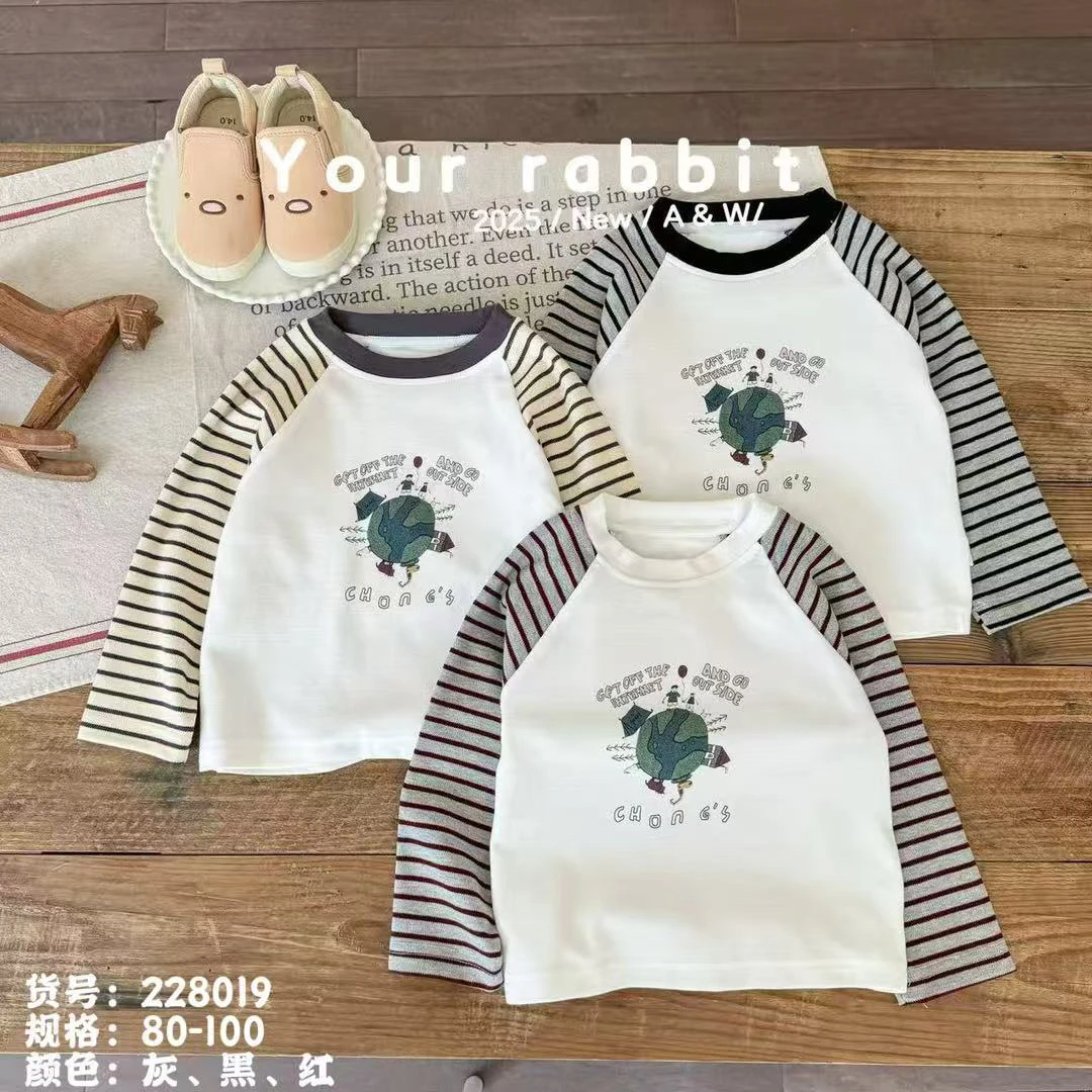 228019-玥儿兔卡通地球打底衫