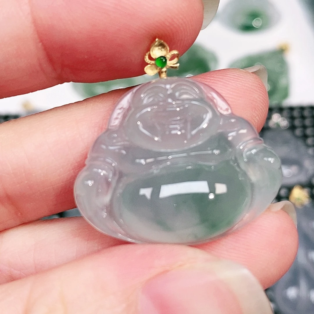 颈饰18K金镶嵌翡翠