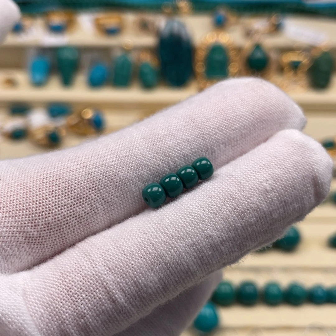 未镶嵌绿松石珠宝奇石W****T