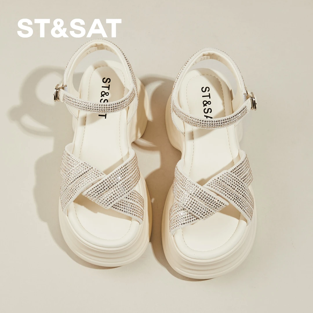 星期六女鞋百搭镂空罗马凉鞋2025夏季新款时尚水钻厚底休闲松糕鞋