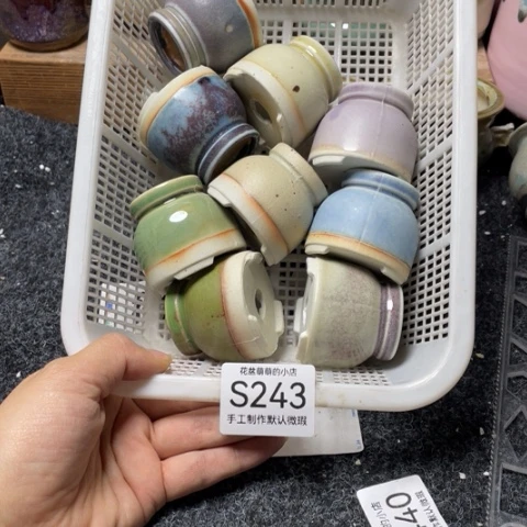 紫砂花盆微瑕243口径3厘米左右