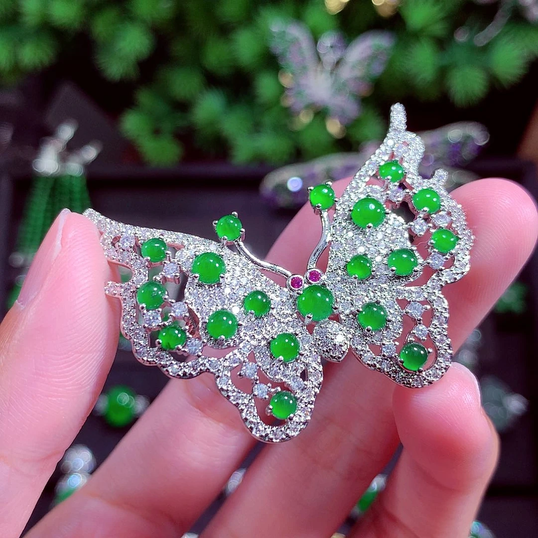 颈饰未镶嵌翡翠天然