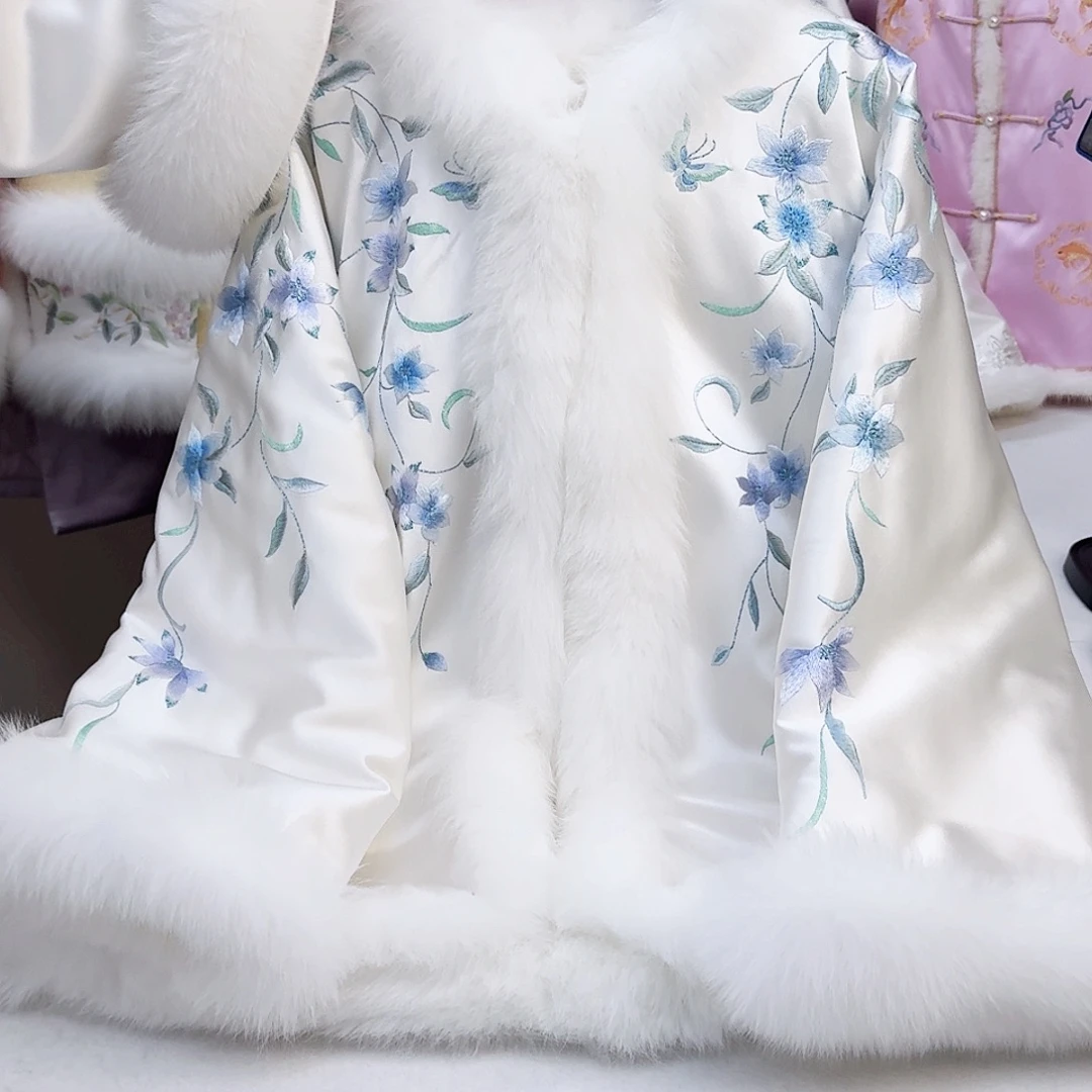 织绣真丝白色 重工苏绣 棉服