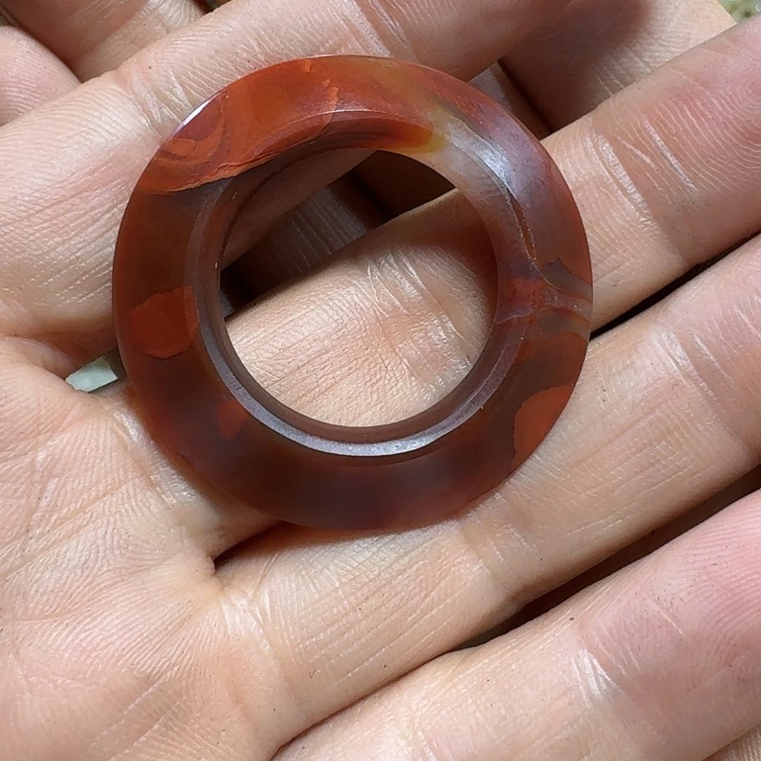 玛瑙/玉髓车挂未镶嵌玉*麟