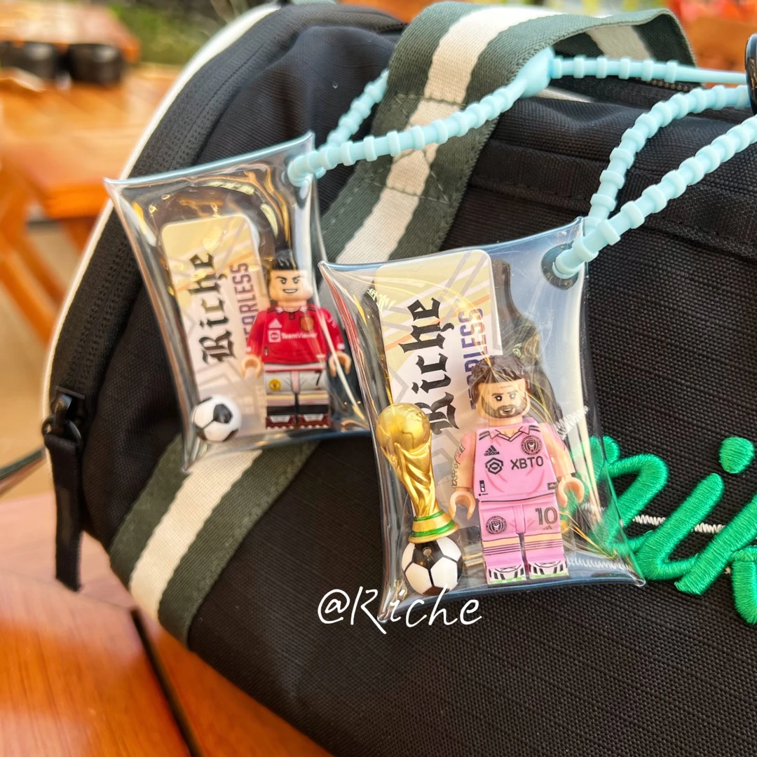 新款世界杯C罗梅西球星人仔挂件贝林厄姆贝小七足球积木书包挂件