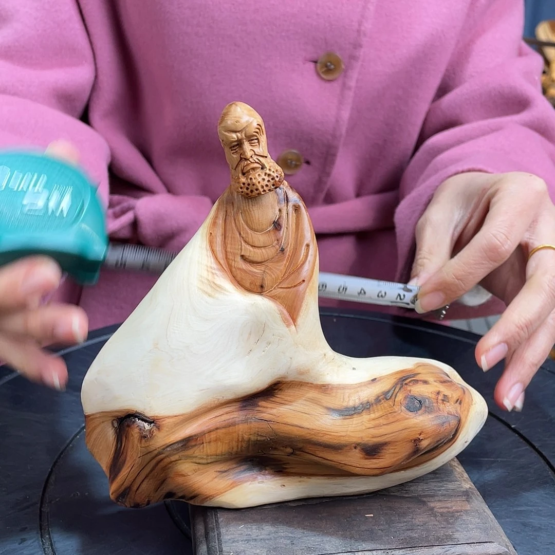 柏木（崖柏）随型艺术根雕