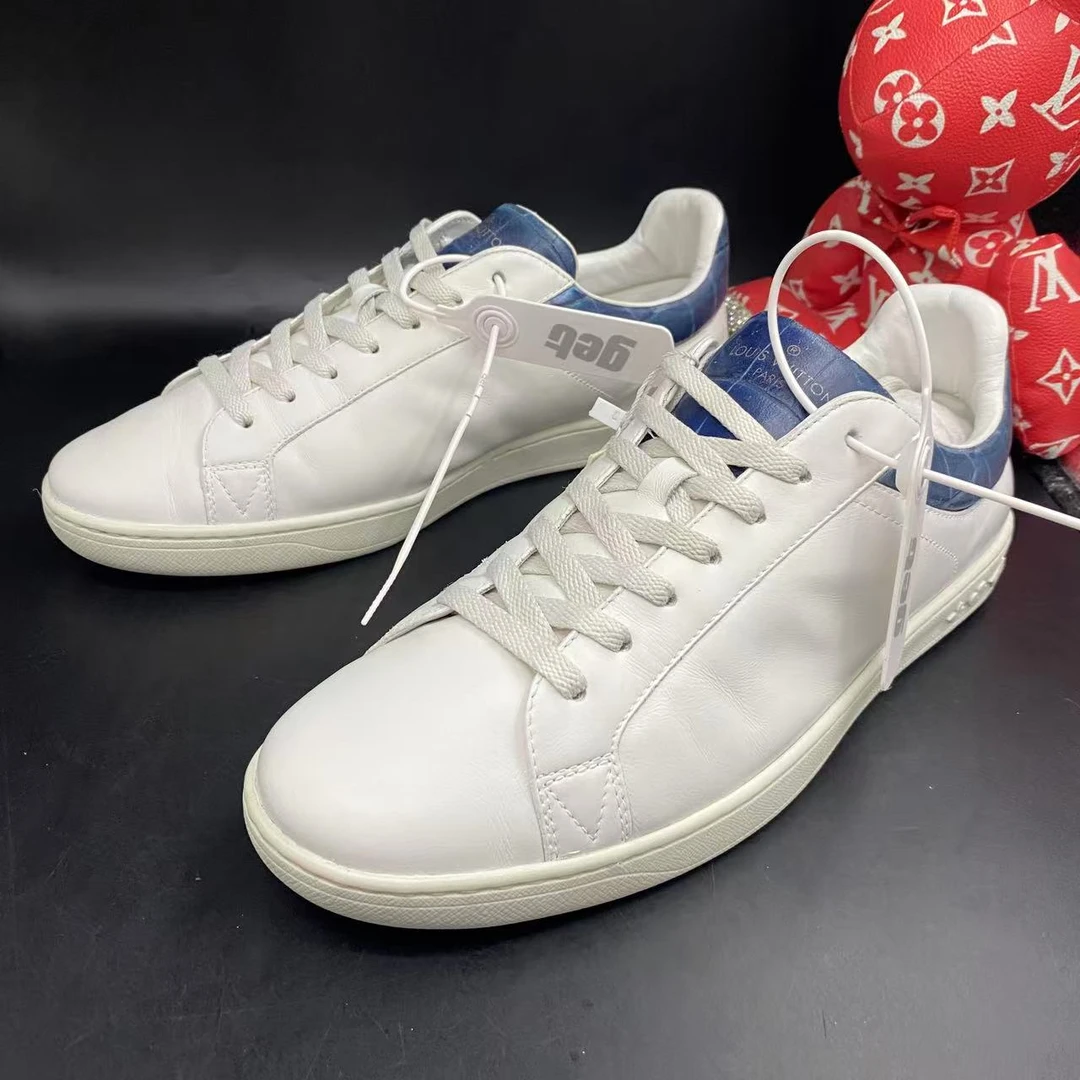 95新 LouisVuitton/路易威登 白蓝时尚简约板鞋41.5欧码los338
