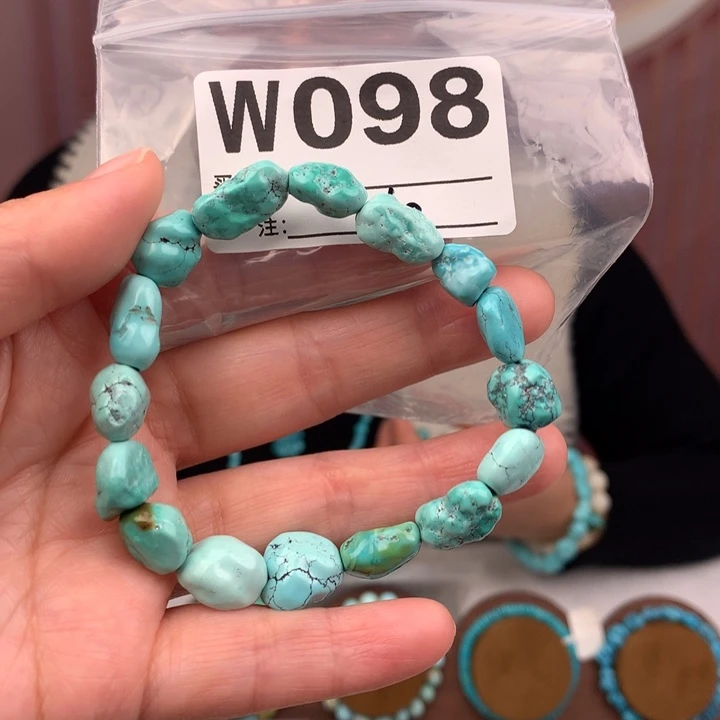 绿松石未镶嵌原矿