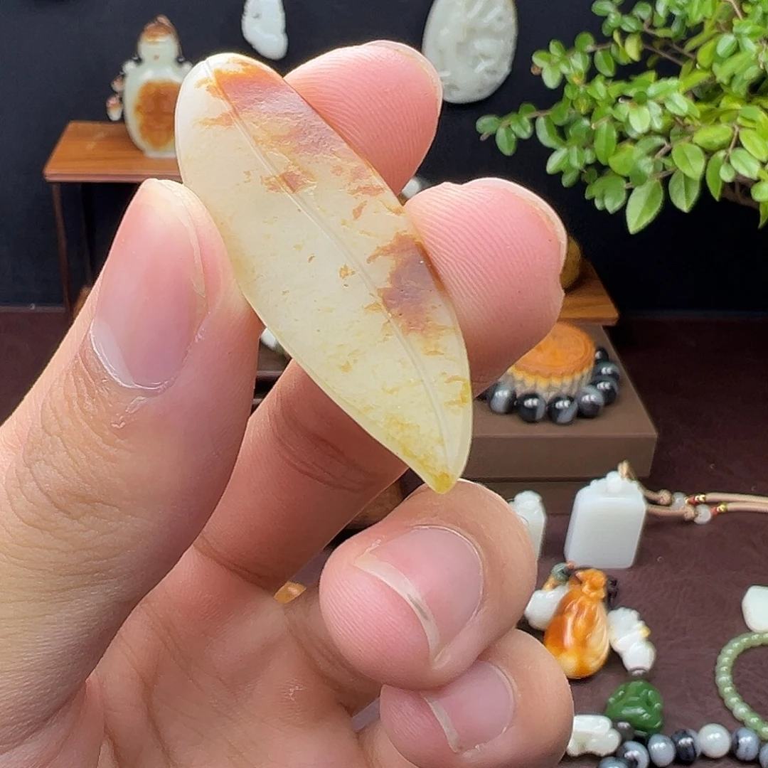 和田玉（子料）未镶嵌颈饰和田玉籽料事业有成