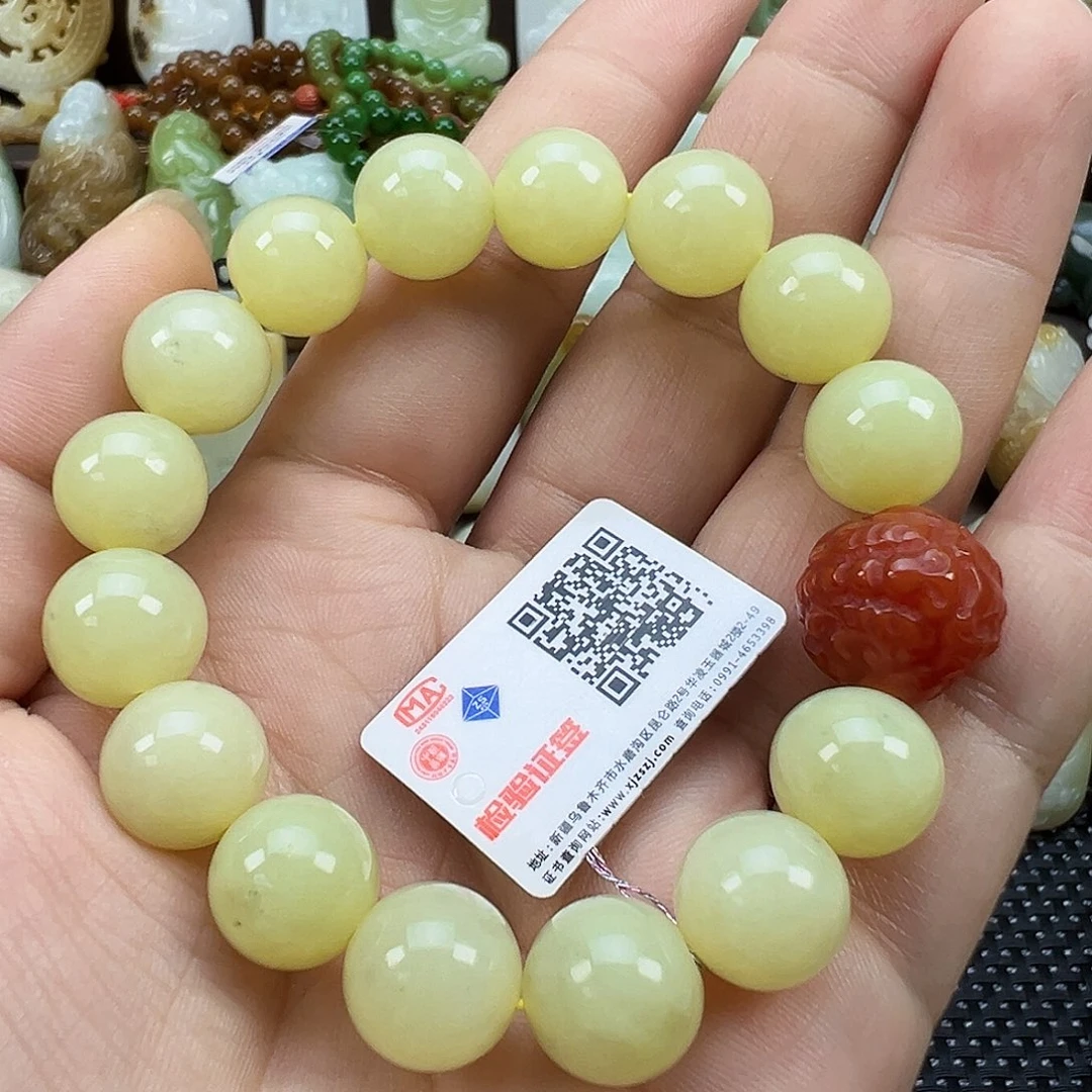 一***呗和田玉（糖玉）未镶嵌颈饰