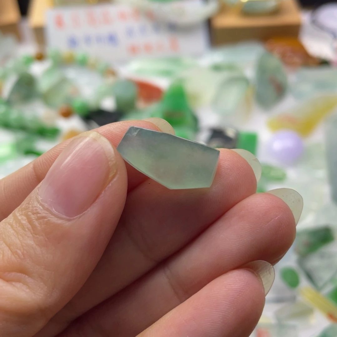 定制翡翠未镶嵌天然缅甸翡翠