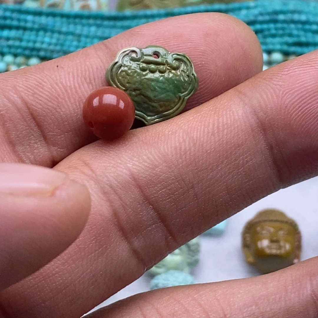 南红玛瑙未镶嵌珠宝半成品