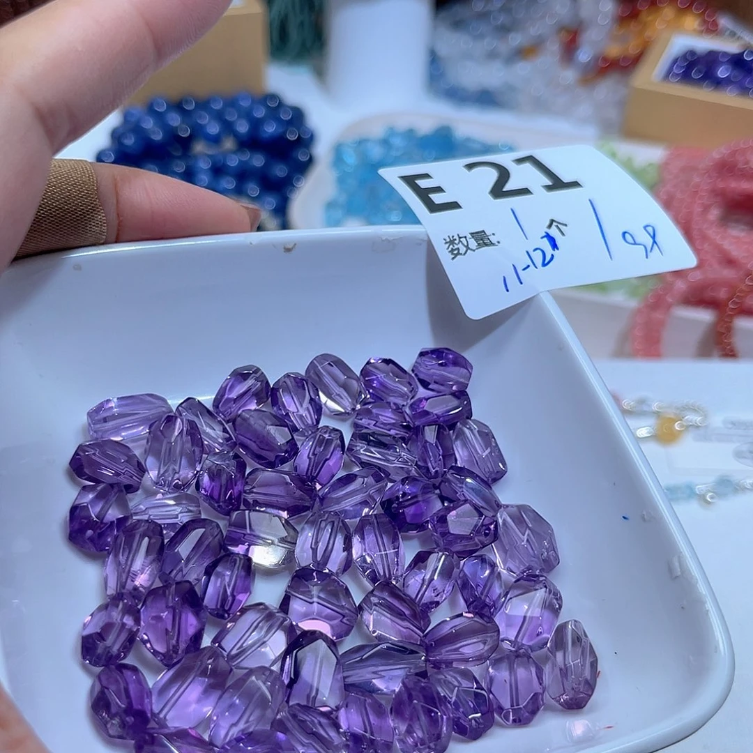 水晶珠宝半成品未镶嵌E21。