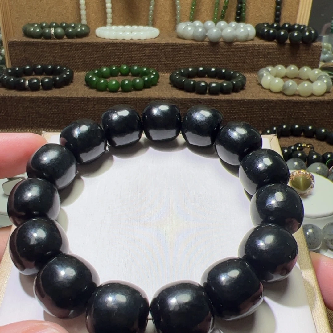 和田玉未镶嵌手串