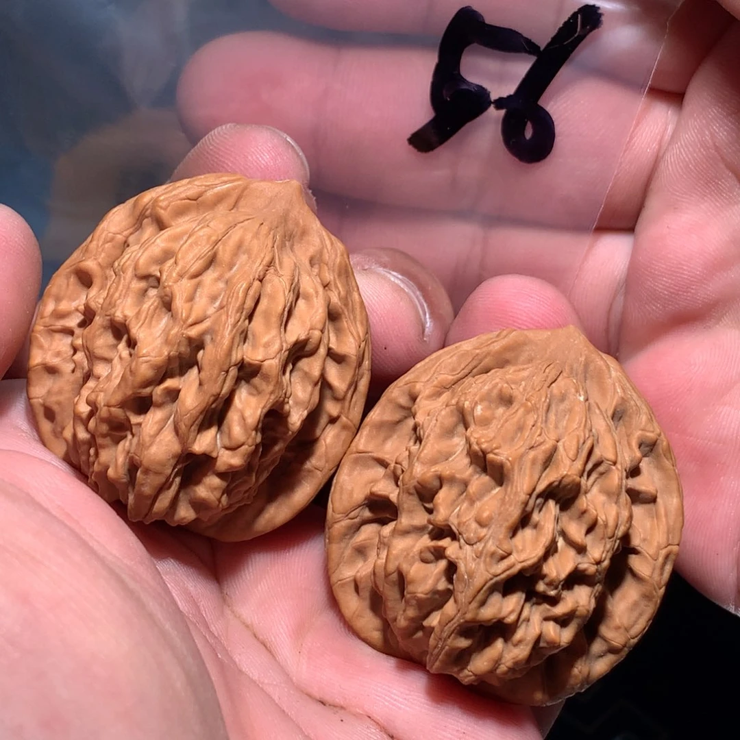 文玩核桃吊坠用****6虎头 56