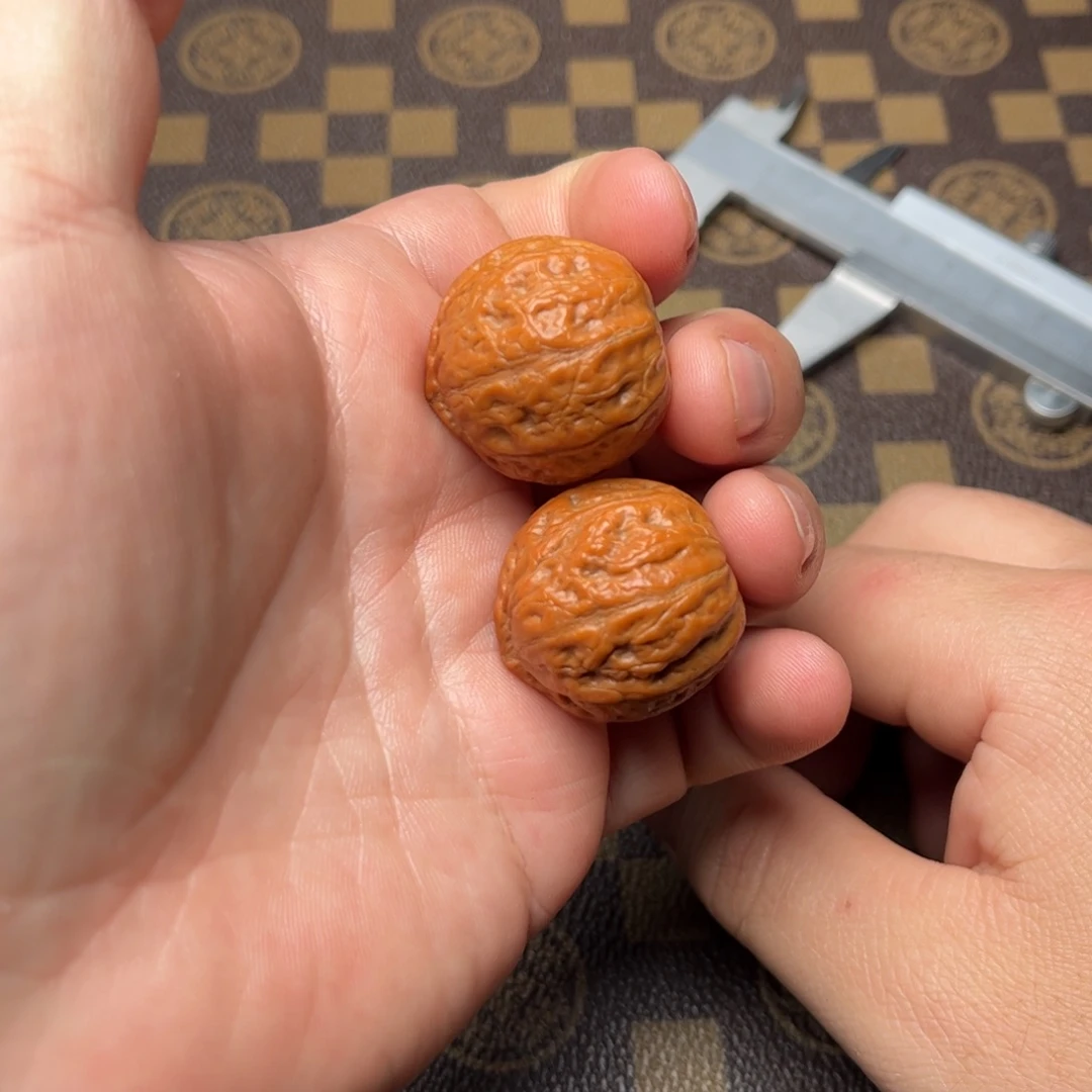 文玩核桃把件5200000000