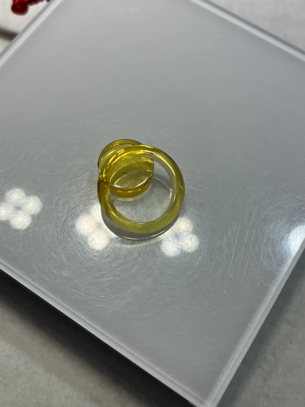 缅甸琥珀金蓝指环