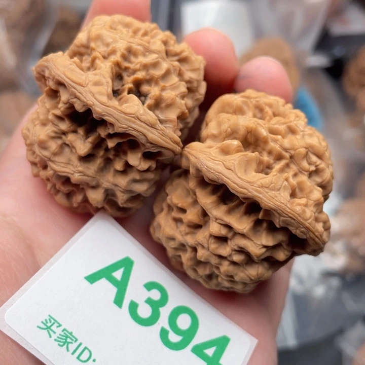 文玩核桃吊坠核桃