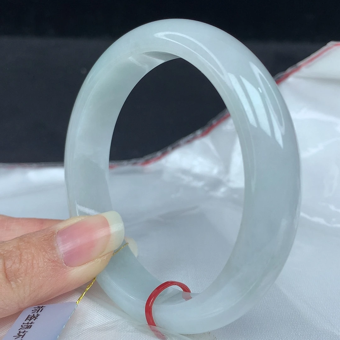 翡翠手镯未镶嵌59圈3224