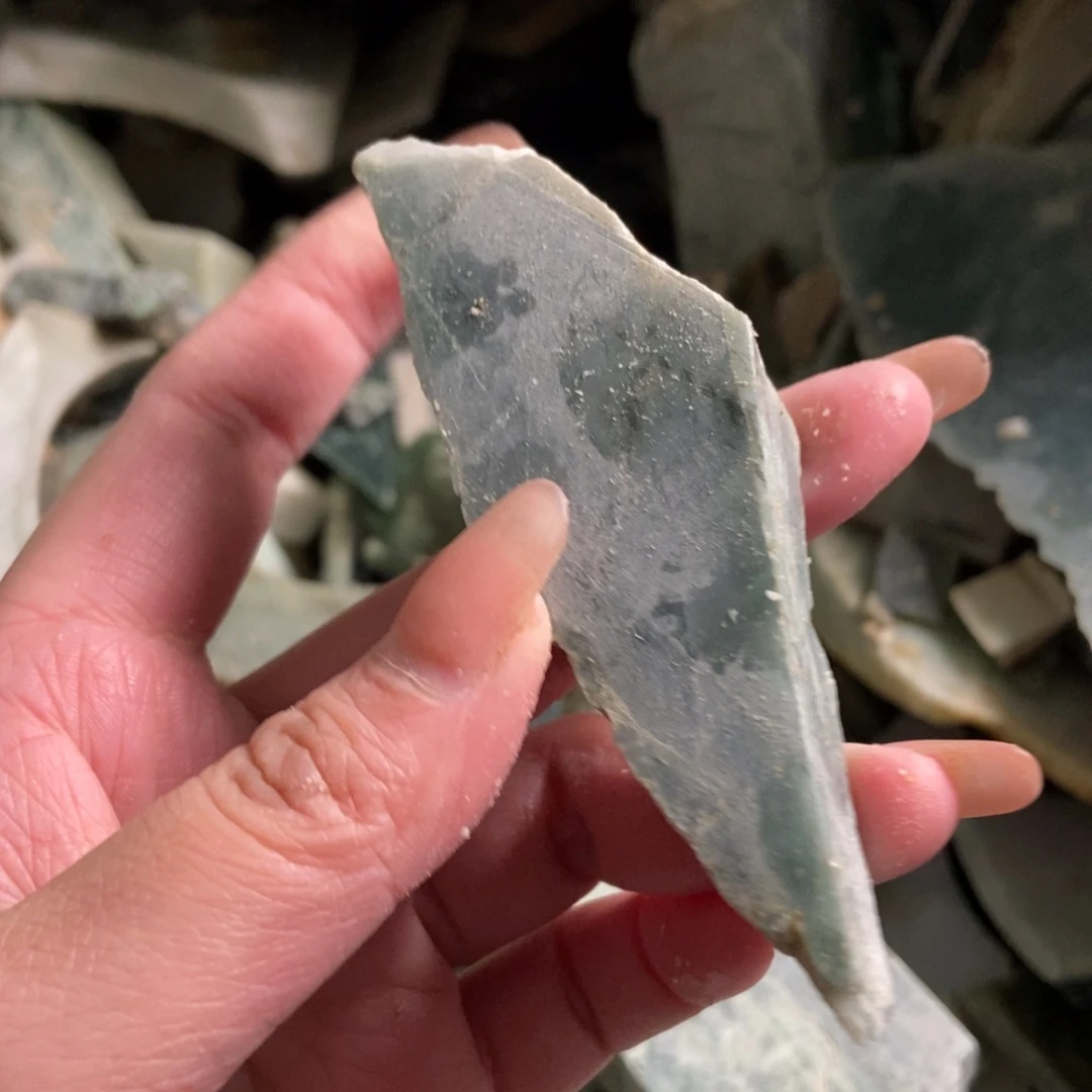 埃***.翡翠未镶嵌挂件天然翡翠