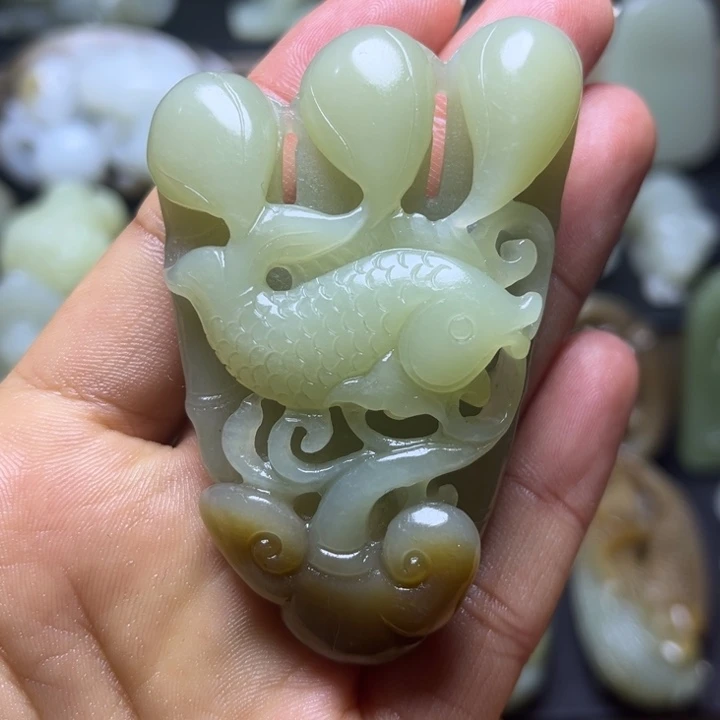 和田玉未镶嵌颈饰