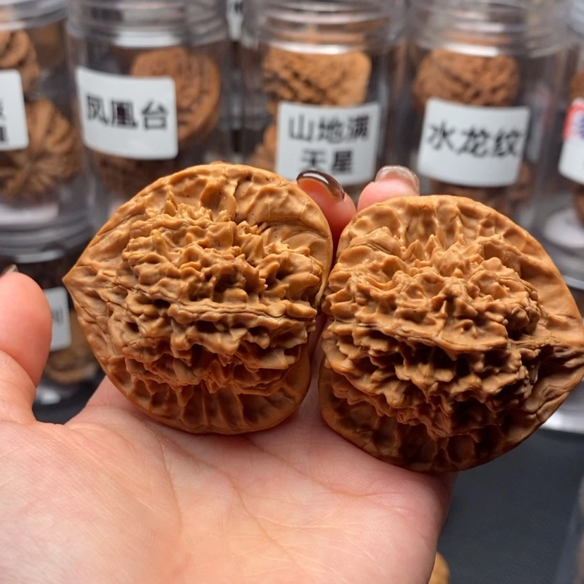 【闪购商品】吊坠文玩核桃金刚纹狮子头48