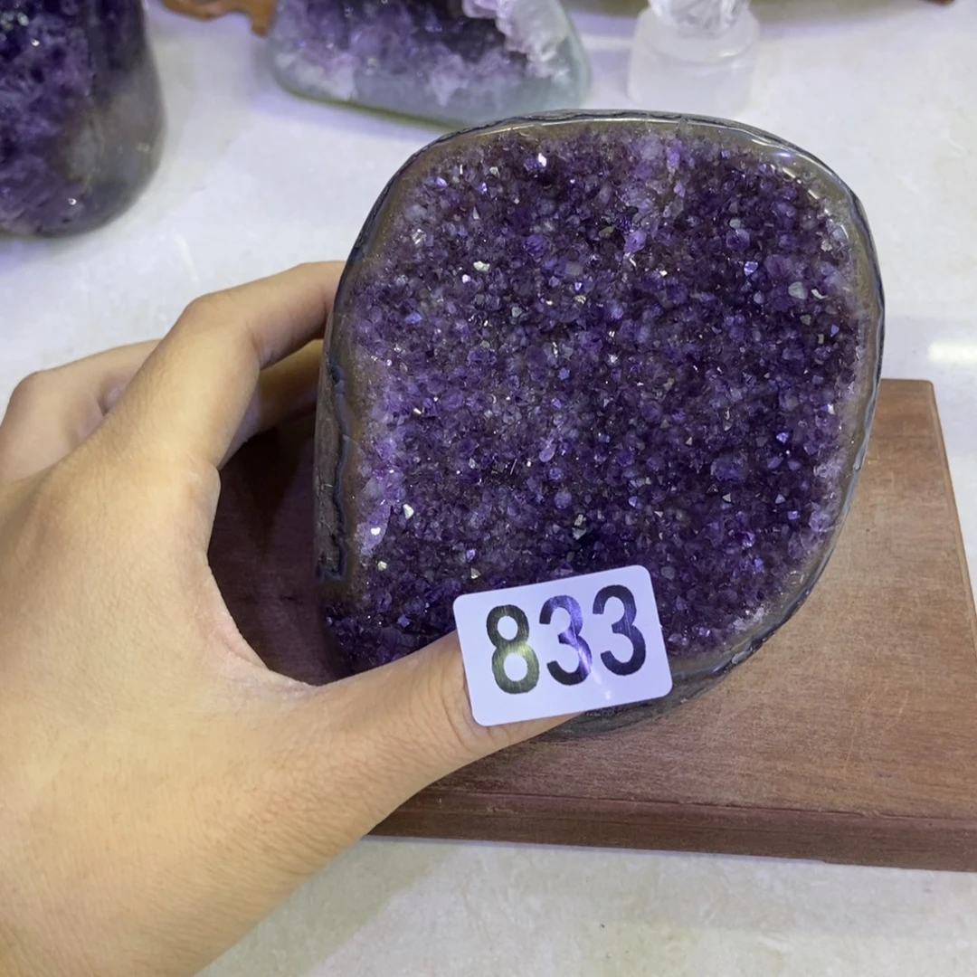 紫晶未镶嵌大型摆件（非配饰）