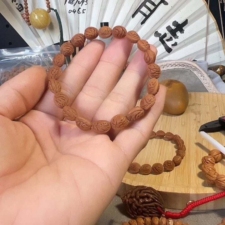 钱***蒙碧桃核小尺寸手串