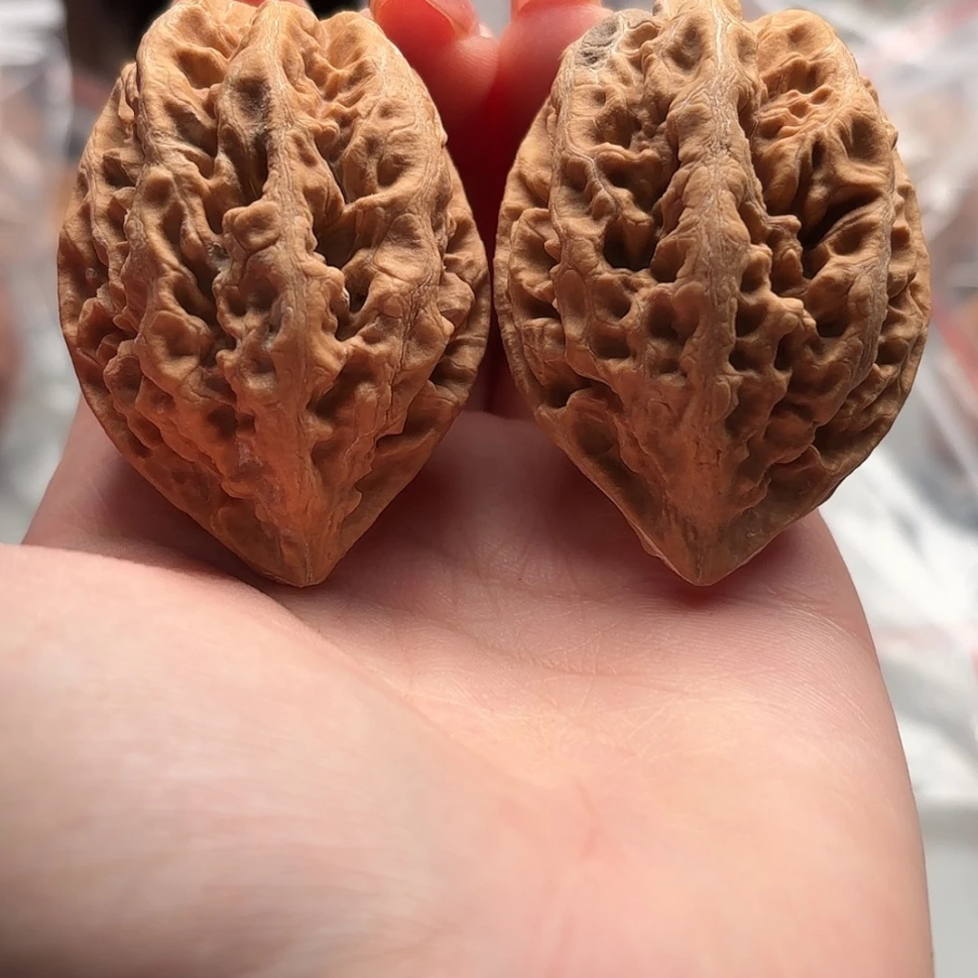 文玩核桃把件小蛙花皮36