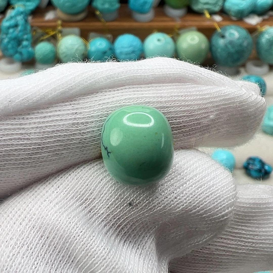 绿松石配饰未镶嵌