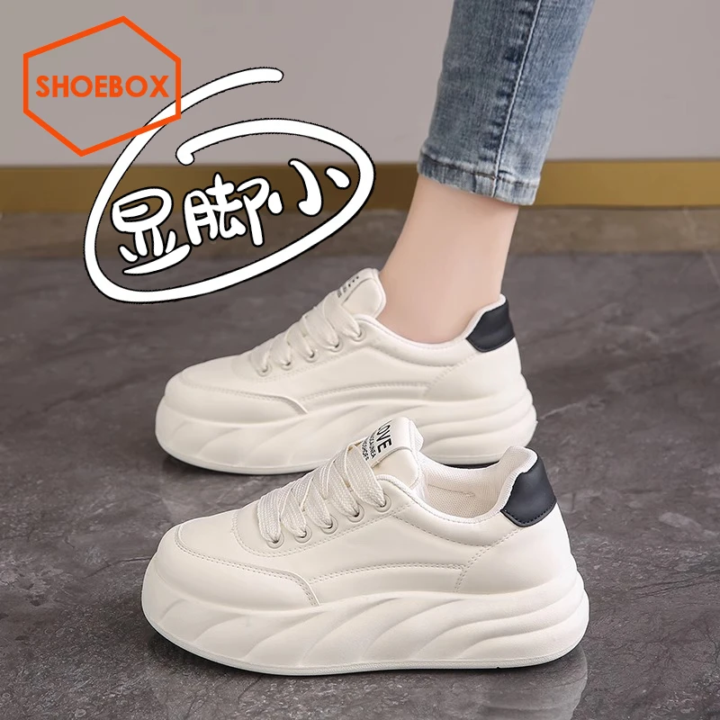 达芙妮旗下皮面小白鞋女款2025春季新款爆款百搭软底运动休闲鞋子