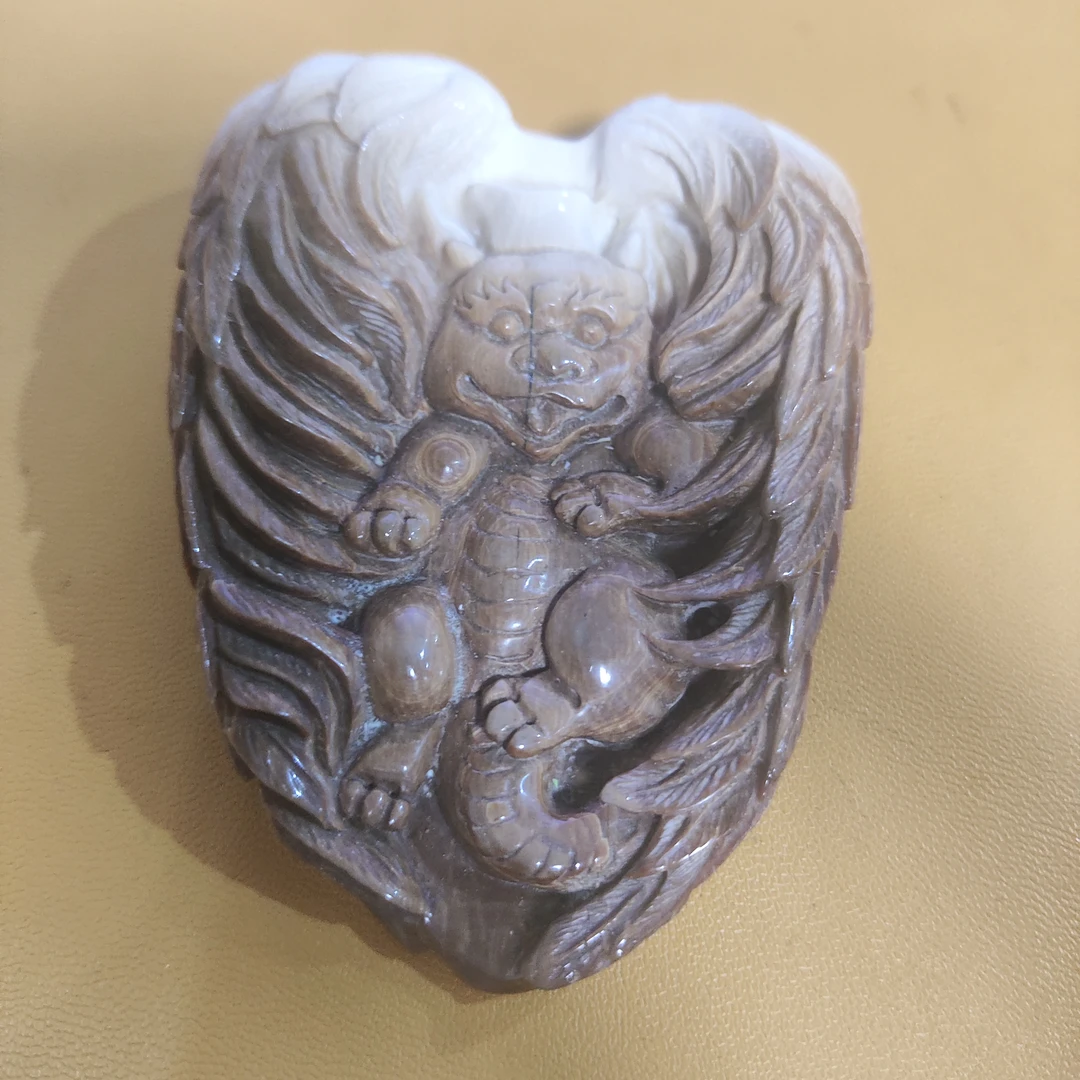 猛犸约48.7克雕刻件BC657