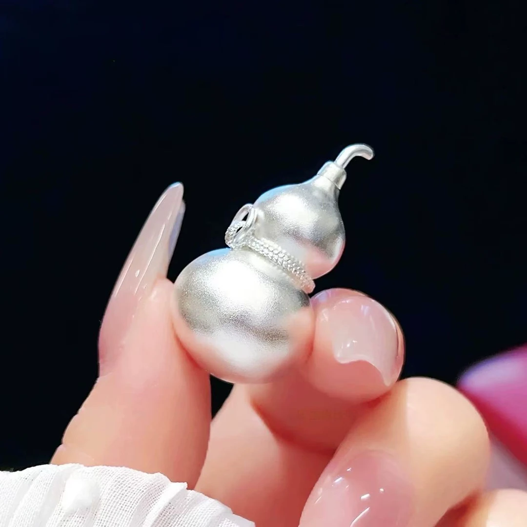 吊坠足银 足银材质   69  磨砂实心大葫芦吊坠 送吊坠绳