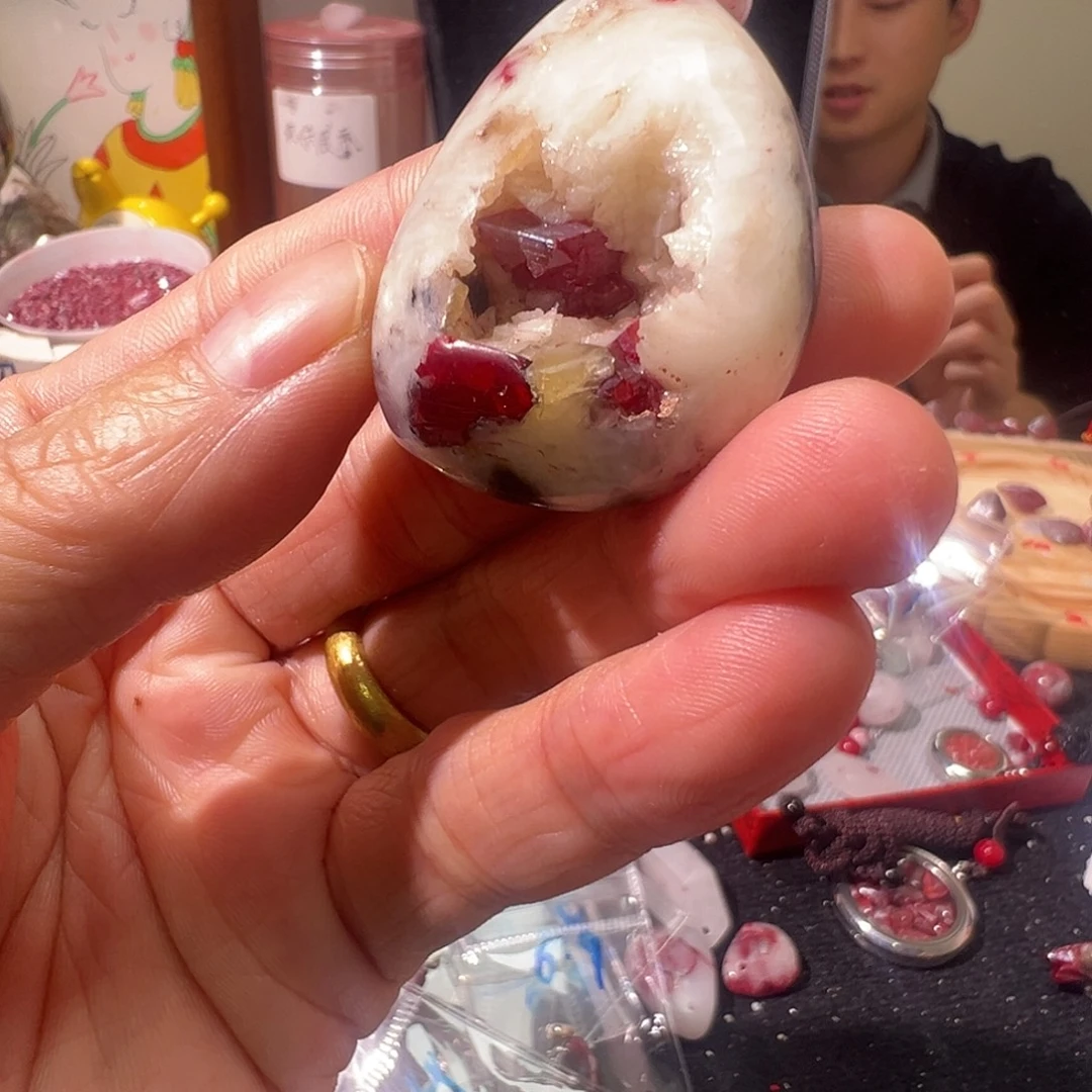 天然辰砂聚宝盆吊坠