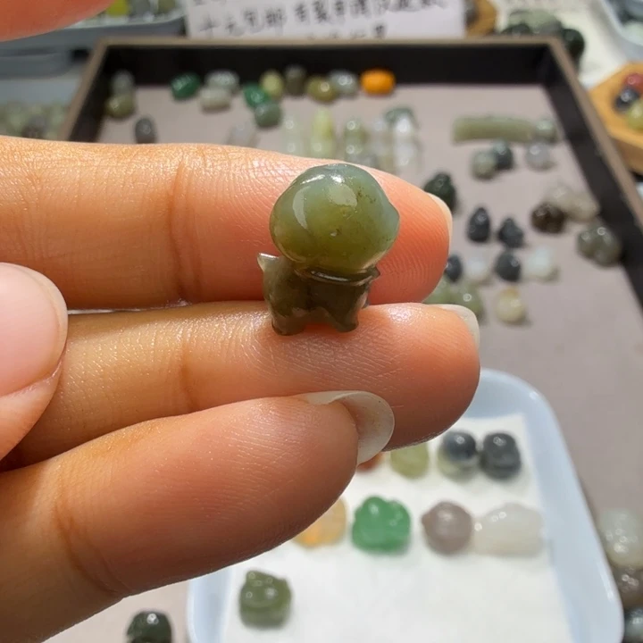 未镶嵌和田玉珠宝半成品