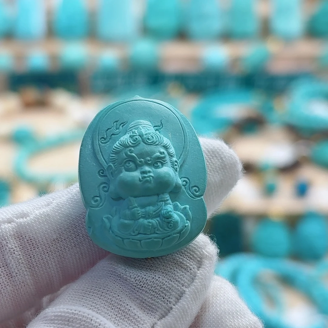 绿松石未镶嵌珠宝奇石