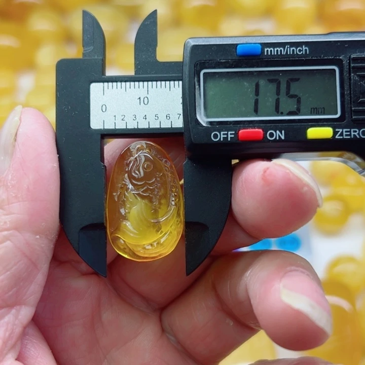 裸石琥珀（矿物珀）未镶嵌