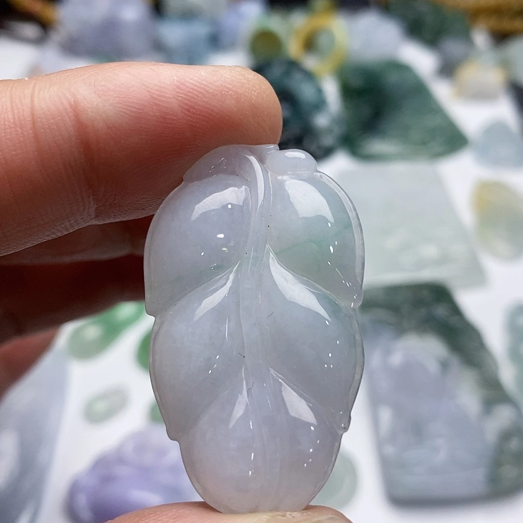 颈饰未镶嵌翡翠叶子