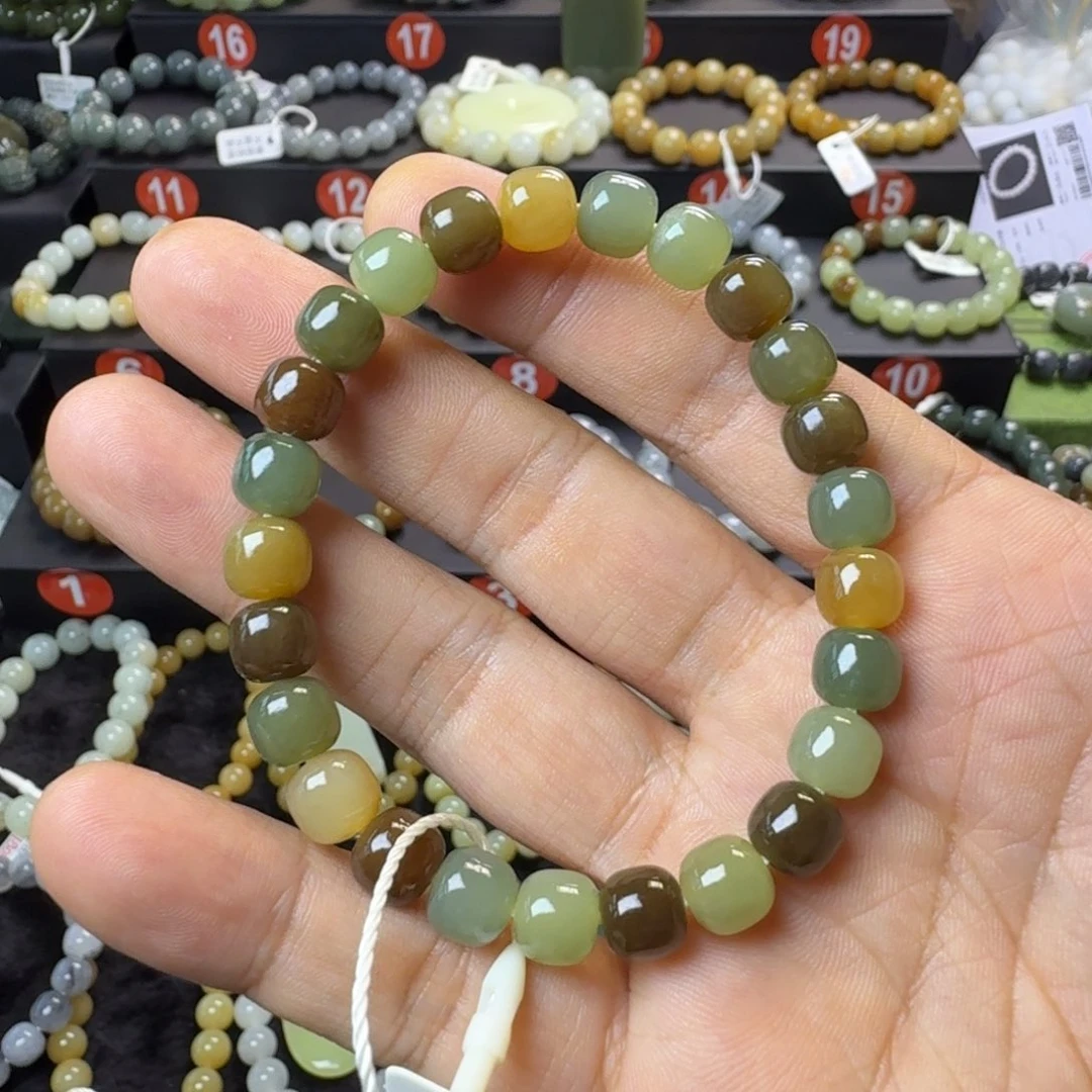 和田玉未镶嵌手链新疆料多宝卡8 微微包容结构