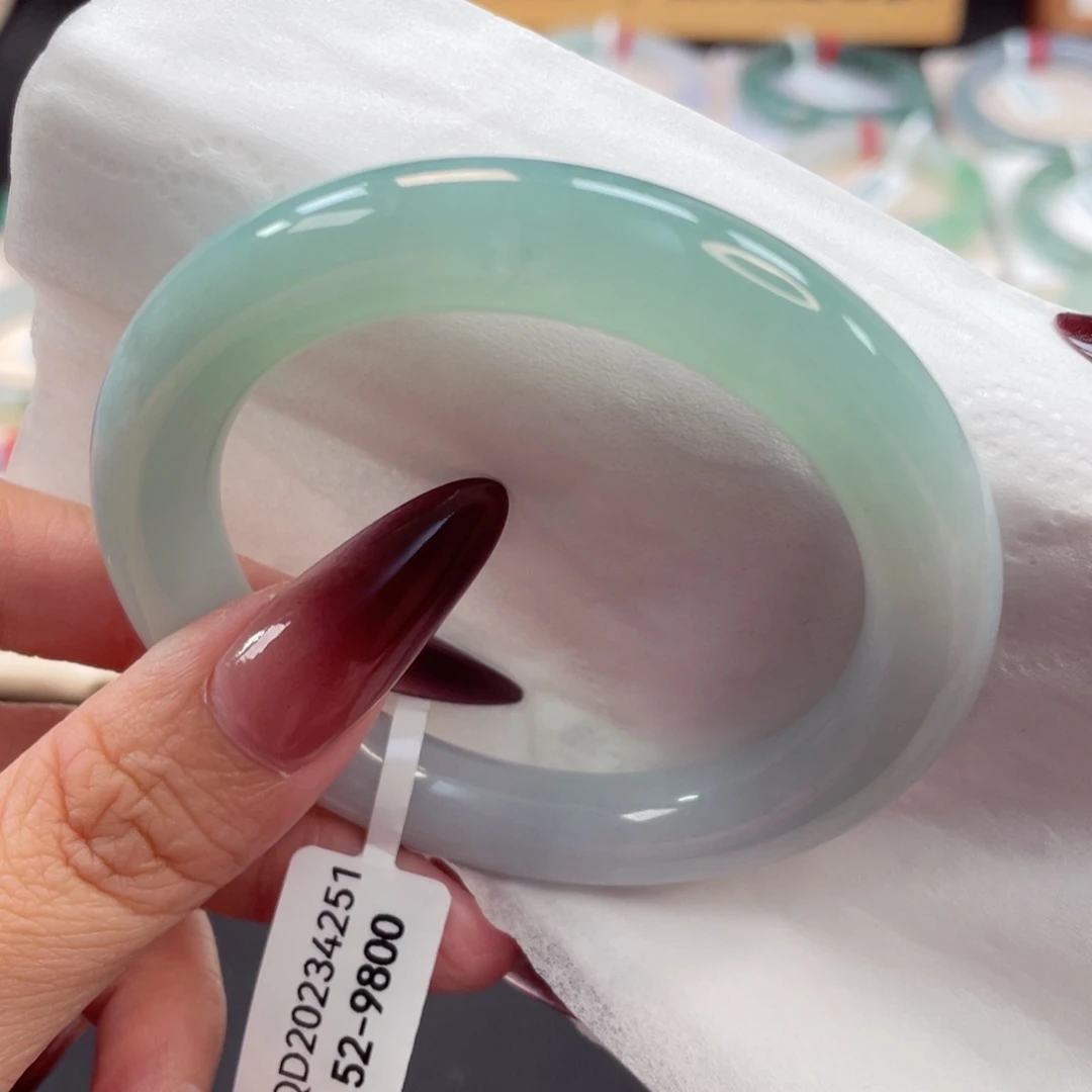 未镶嵌手镯翡翠49号52.5细糯化半山水湖水绿圆条福利