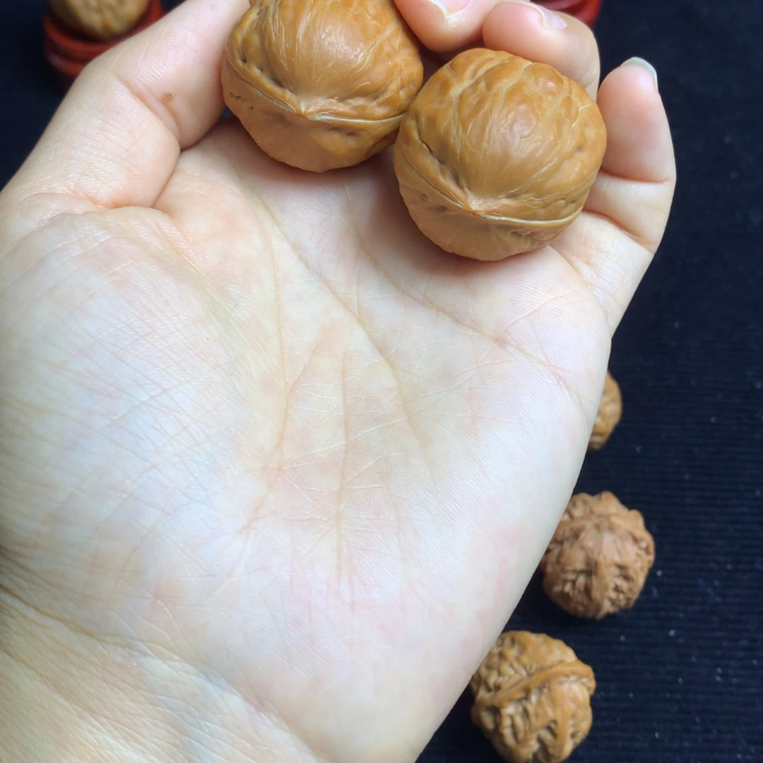 吊坠文玩核桃玉石金蟾