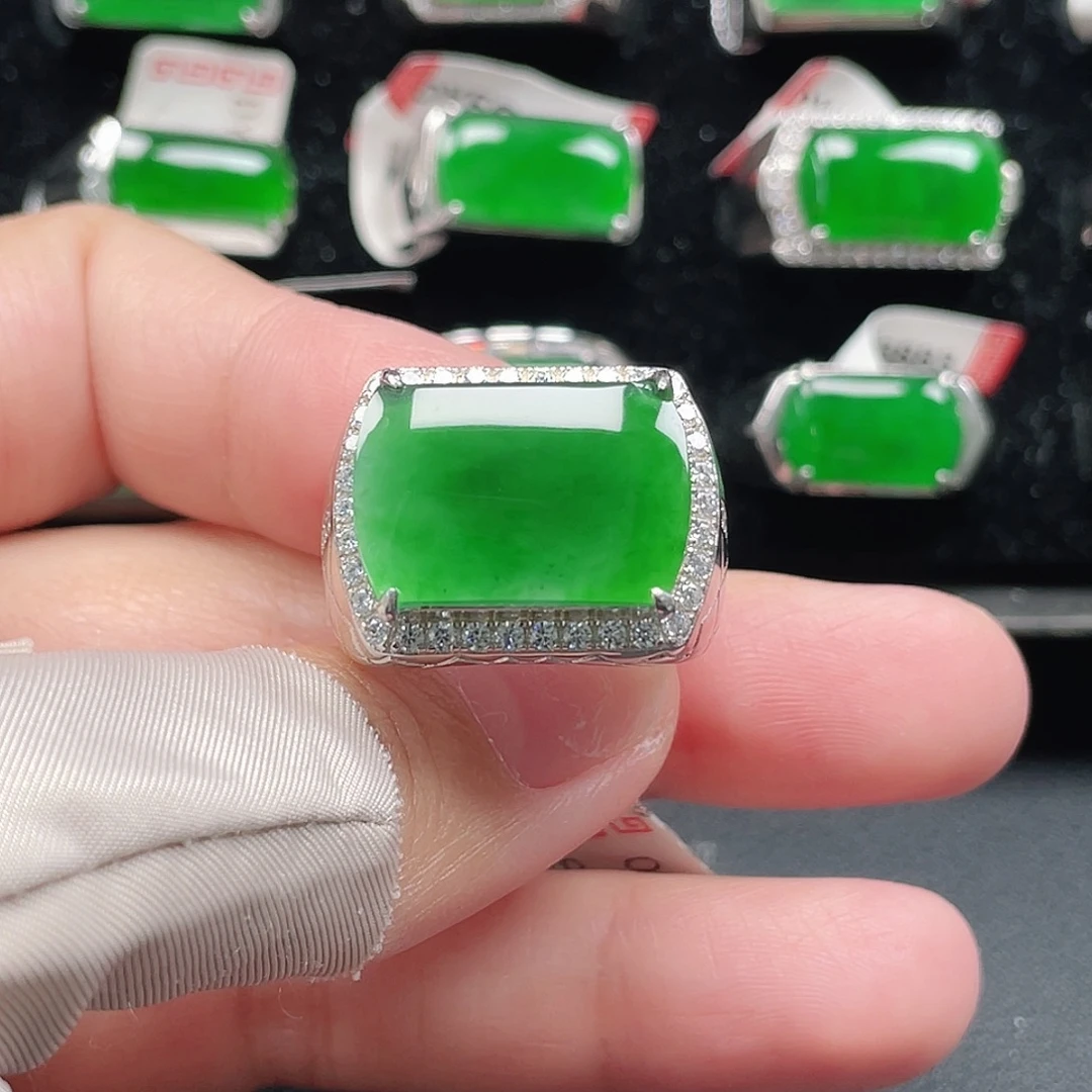 翡翠银S925镶嵌戒指天然A货翡翠没运费险3808