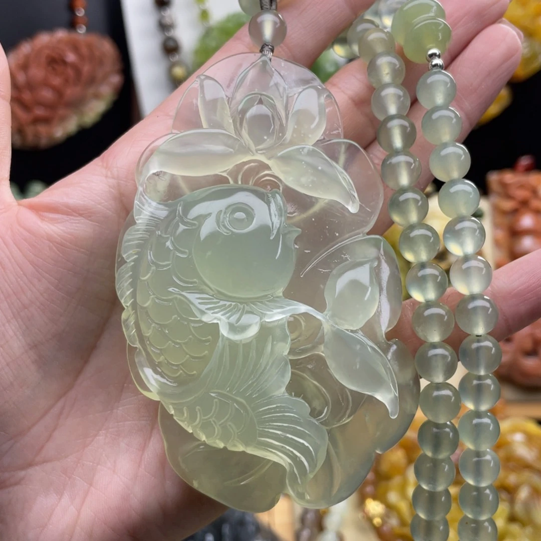 未镶嵌蛇纹石玉颈饰可**心