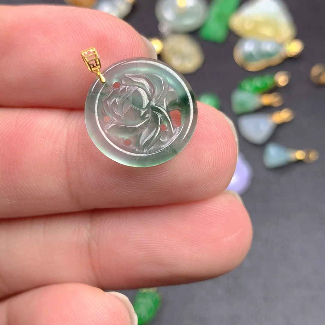 【闪购商品】颈饰18K金镶嵌翡翠翡翠