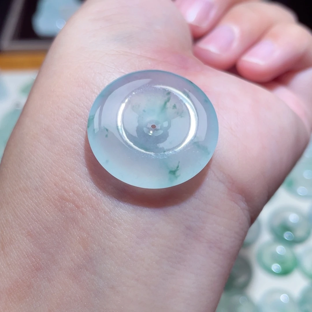 颈饰未镶嵌翡翠扣子