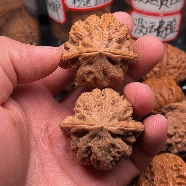 文玩核桃把件粗筋45