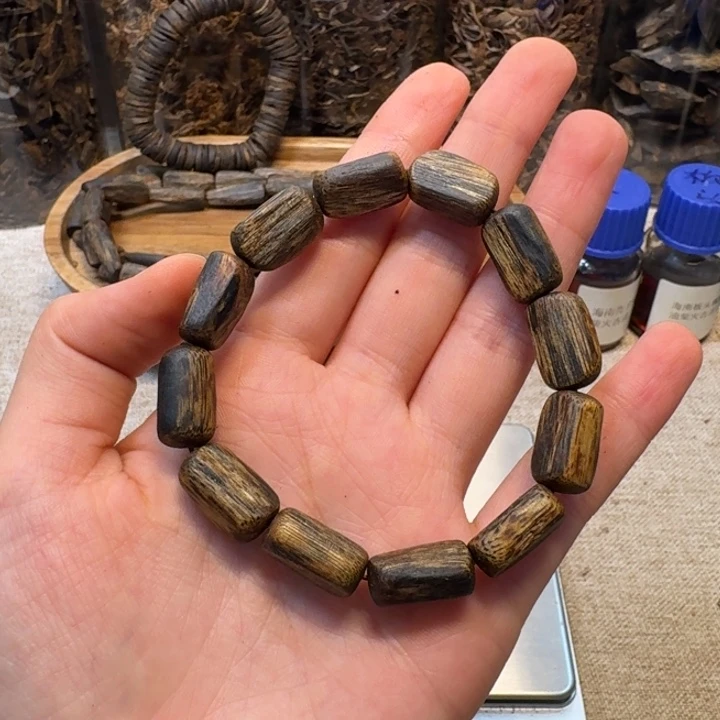 沉香碎屑沉香慢*活海南老白棋树心油老料9.7克