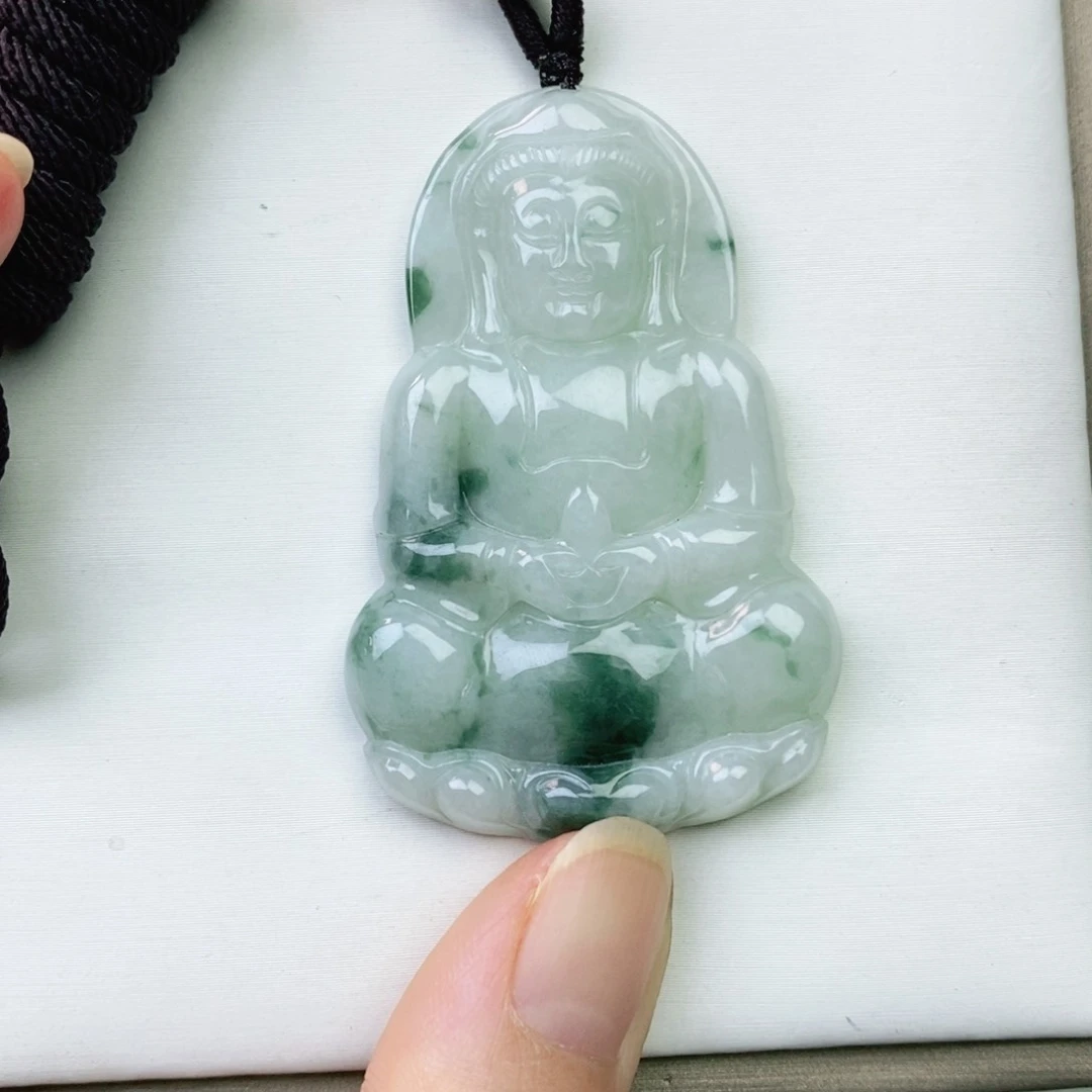 翡翠未镶嵌颈饰观音